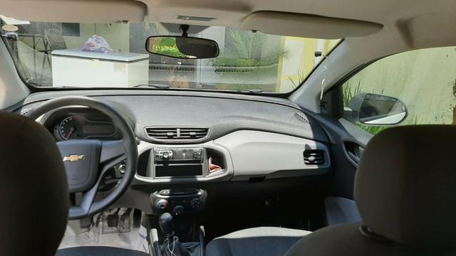 Prisma Joy 1.0 seminovo Branco Impecável carro de mulher - Foto 2