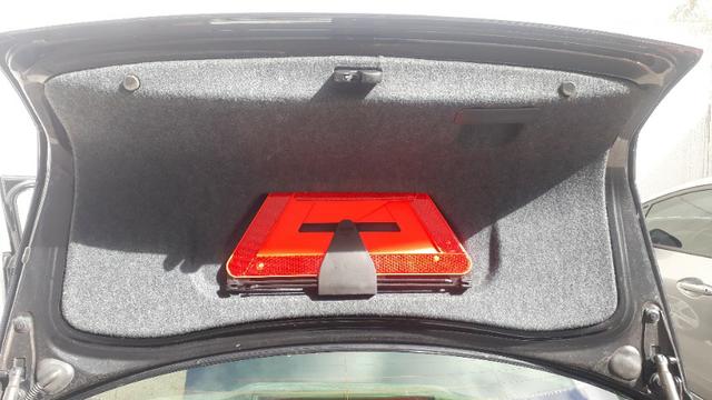 Vendo / Troco por carro menor - Foto 9