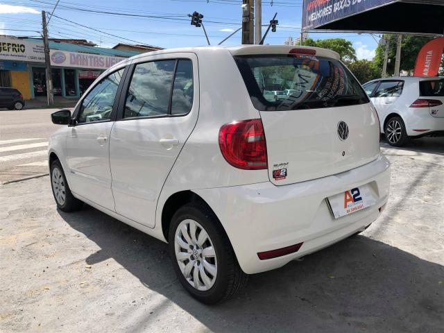 VOLKSWAGEN FOX 2013/2014 1.0 MI 8V FLEX 4P MANUAL - Foto 13