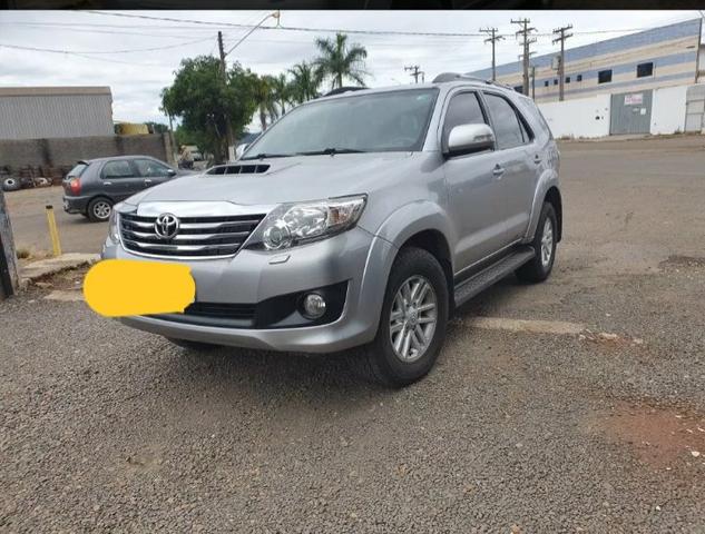 Toyota Hilux 3.0 SRV 4X4