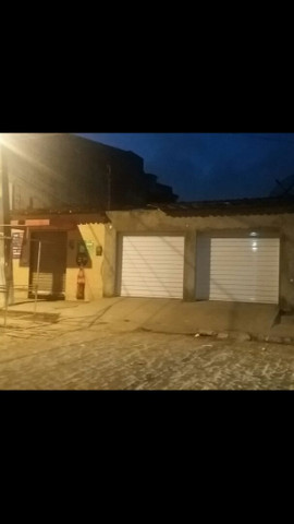 Vende - se uma casa com ponto comercial