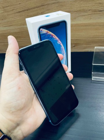 iPhone XR azul na caixa com garantia >> impecável  - Foto 2