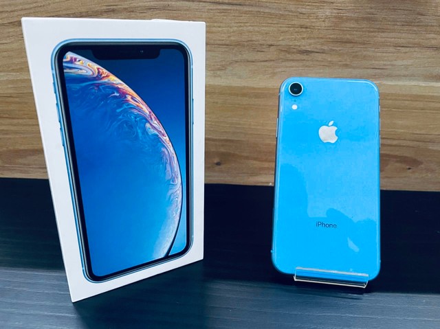 iPhone XR azul na caixa com garantia >> impecável  - Foto 4