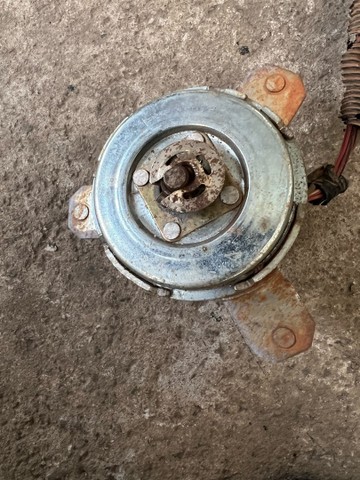 Motor eletroventilador capitiva original 3.6 v6 usada  - Foto 2