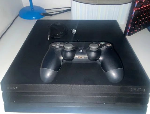 Playstation 4 Pro - Fazendinha Portão, Paraná