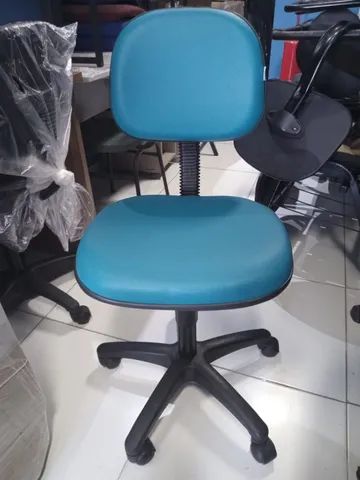 Cadeira giratória escritório injetada 