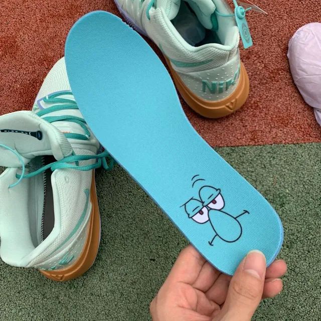 Bob esponja x Nike Kyrie 5  "Lula molusco" - Foto 3