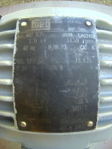 Motor Elétrico Trifásico WEG de 1 CV 3450 Rpm de alta rotação 220V   - Foto 5