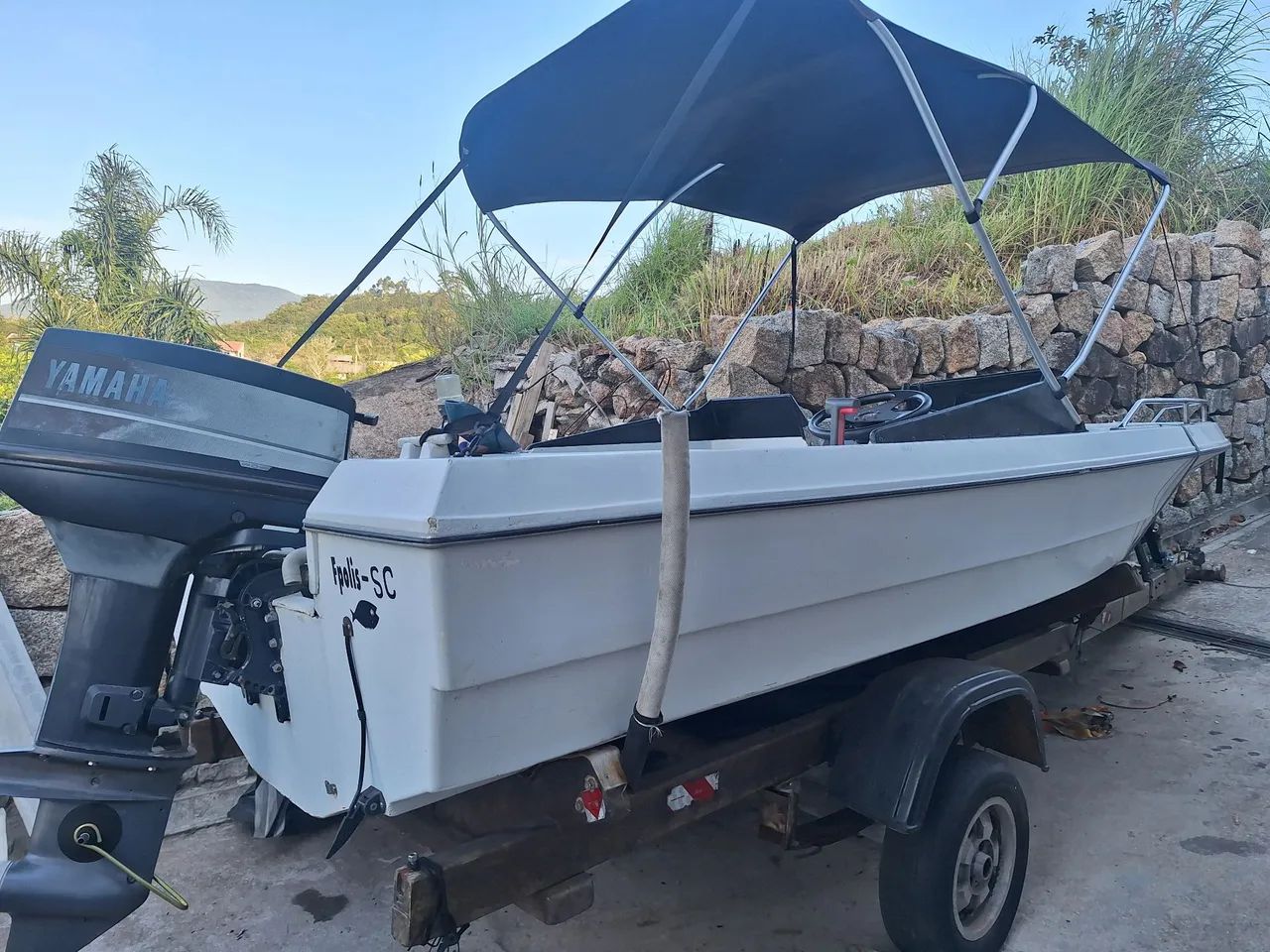 Lancha de fibra de vidro com motor 40 HP, 2 tempos revisado - Foto 3