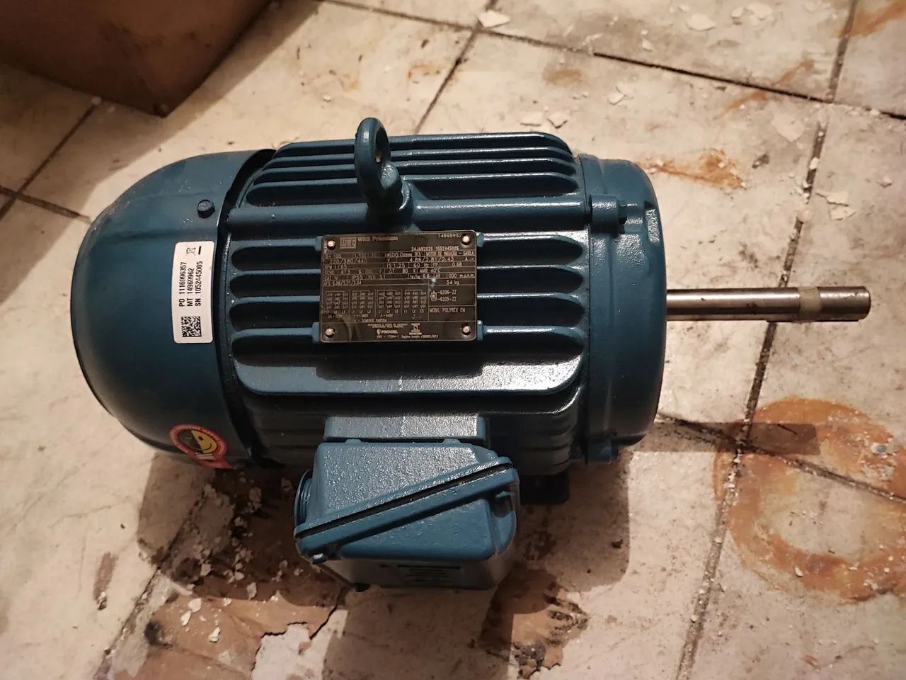 Motor Elétrico Trifásico 1,5CV Weg 220/380V 6P Blindado W22