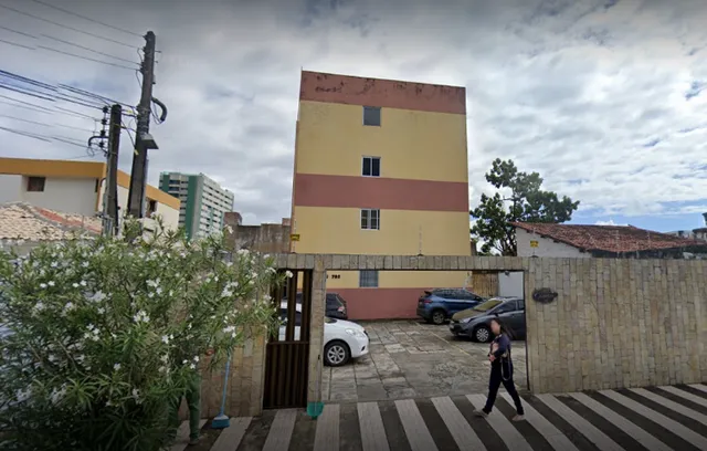 Apartamento com 2/4 a Venda na Mangabeiras/Jatiuca Edf Cumaru 3 Andar
