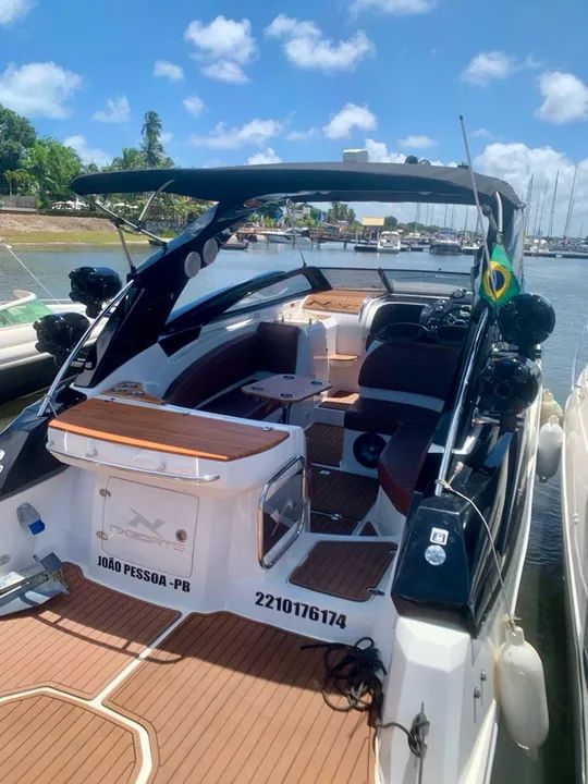Lancha 29 pés NX290 Exclusive 350hp 2021/2022 COMPLETA para 12 pessoas - Foto 4