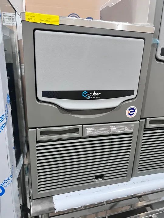 Máquina de gelo em cubos  45kg dia - nova - pronta entrega 