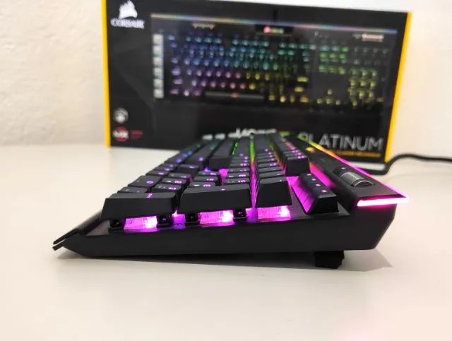 Teclado Gamer RGB Corsair K95 Platinum - Foto 5