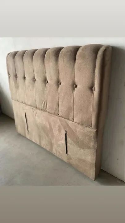 Cabeceira de Cama em Suede -  Sofisticação e Elegância para seu Quarto