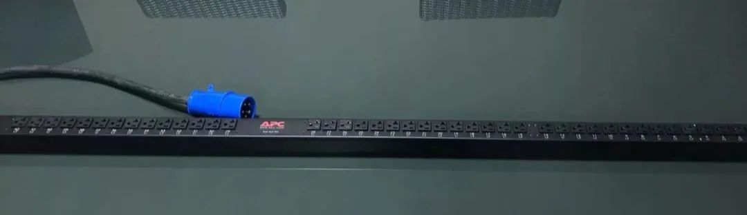 Pdu Apc Ap7562 - usada