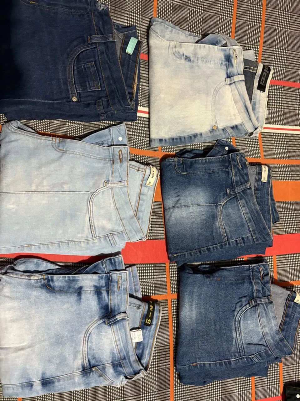 Calças Jeans - Diversas Cores - Tamanhos P, M e G