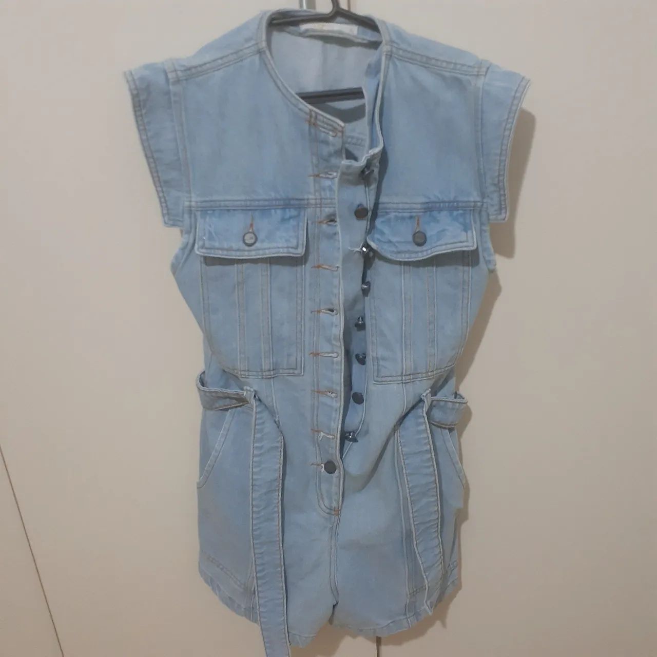 Macacão Jeans Curto Feminino Liritty