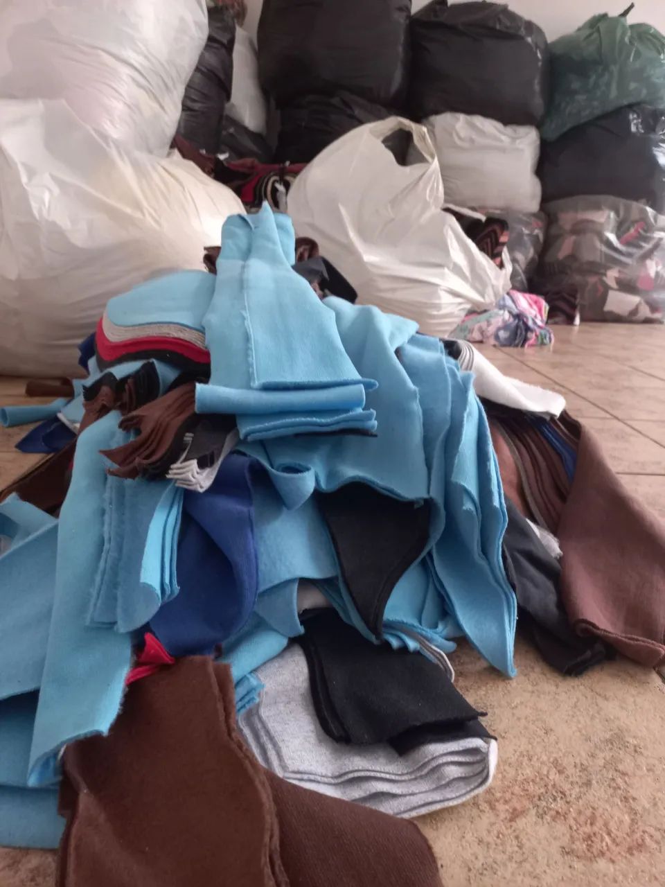 Mais tecidos para limpeza