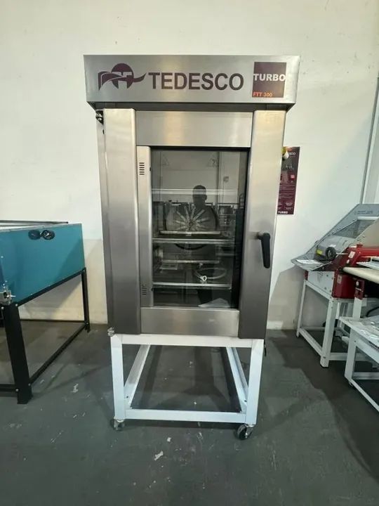 Forno turbo 10 esteiras a gás Tedesco Novo 