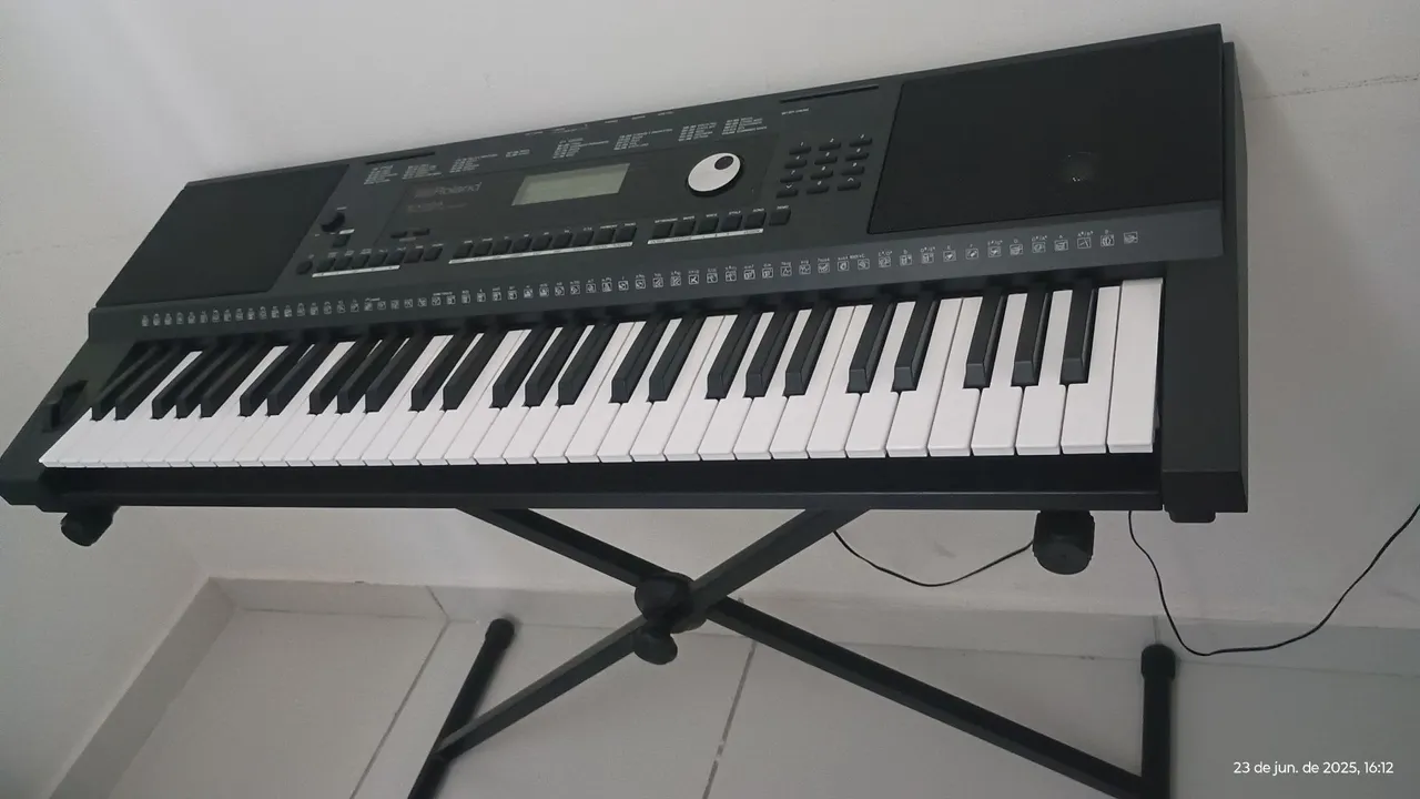 Teclado Roland Ex20A