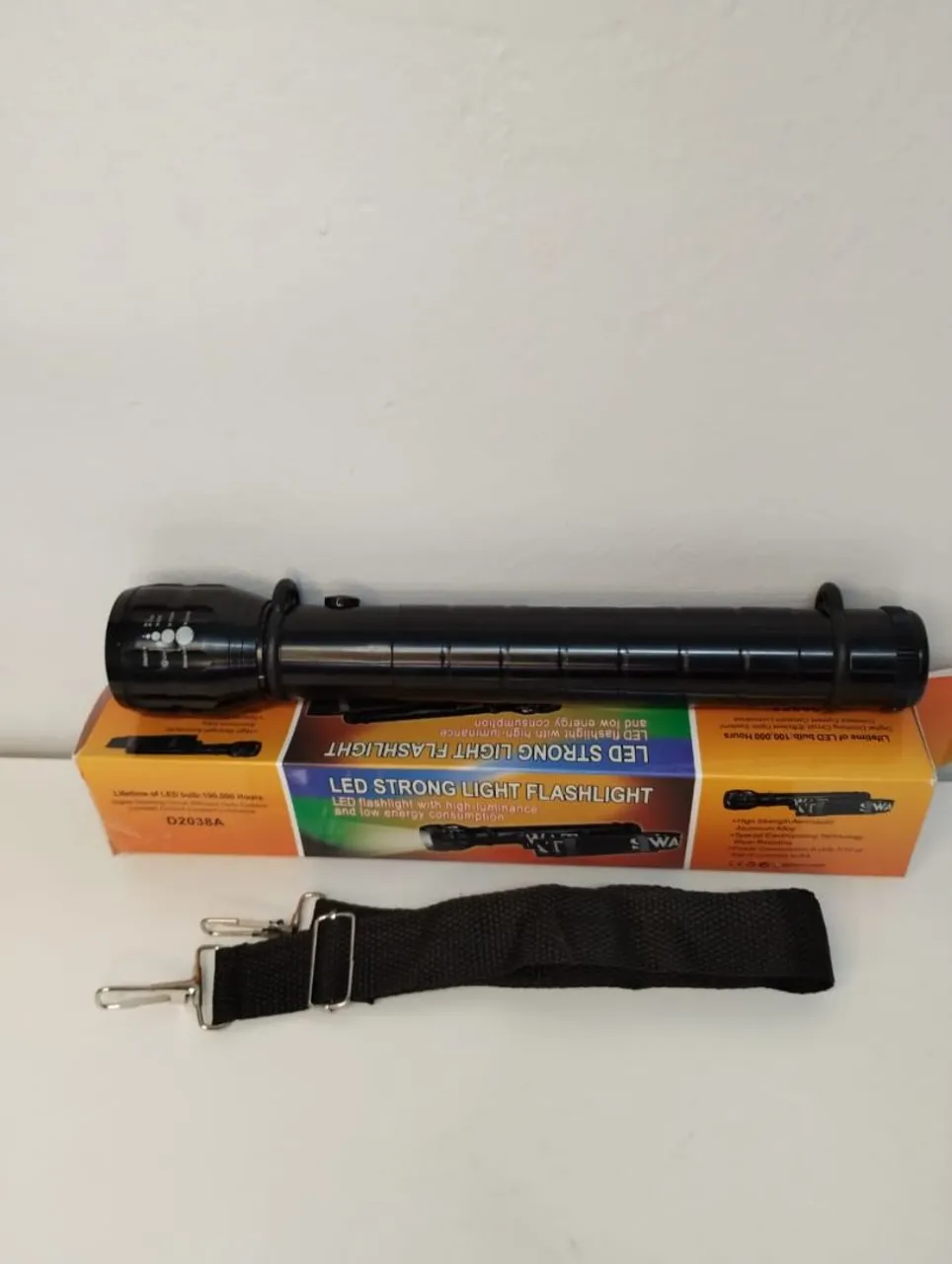 Lanterna LED Super Potente para Camping