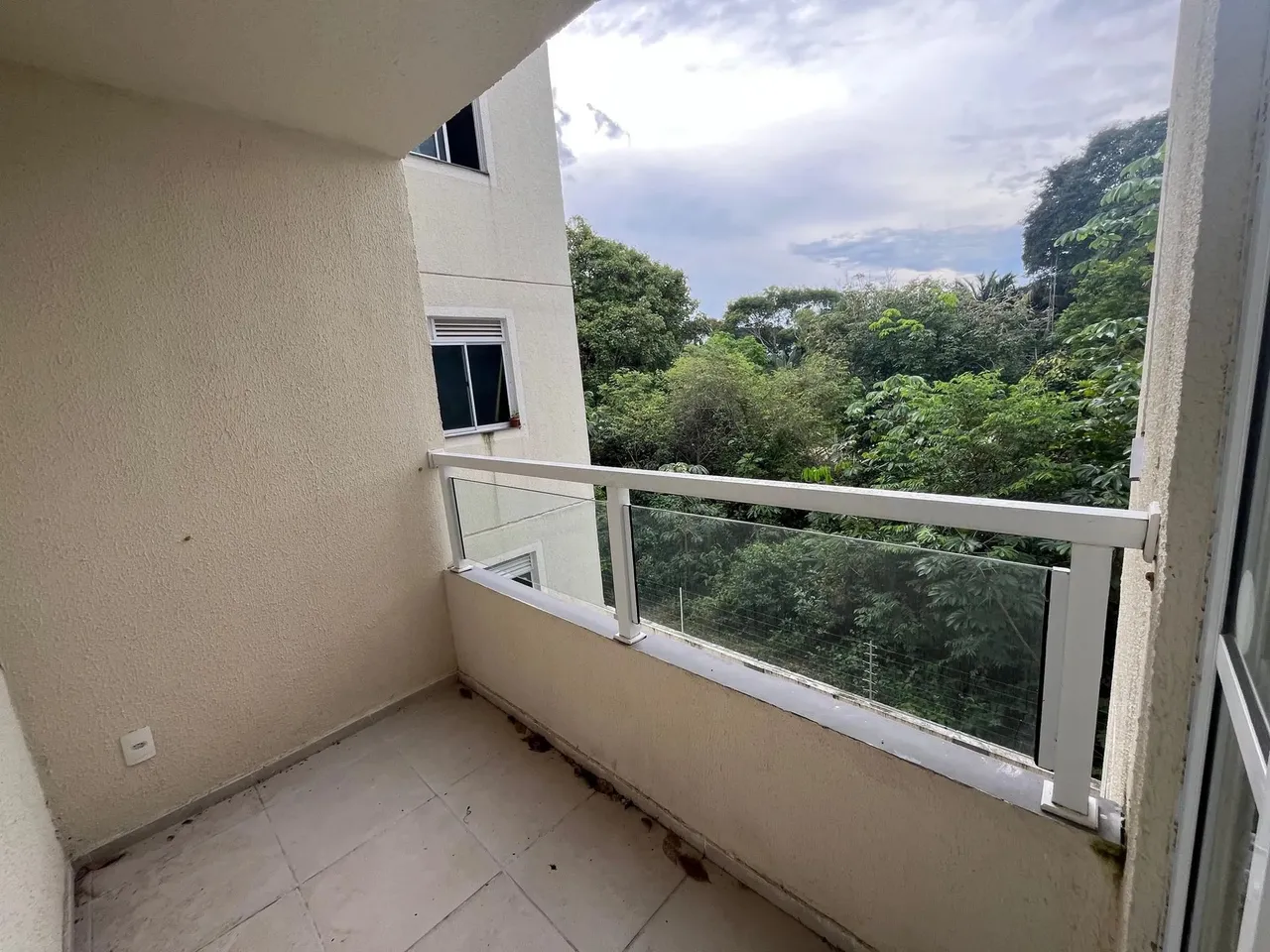 VISTA MANGUEIRAS COM VARANDA- ALUGUEL