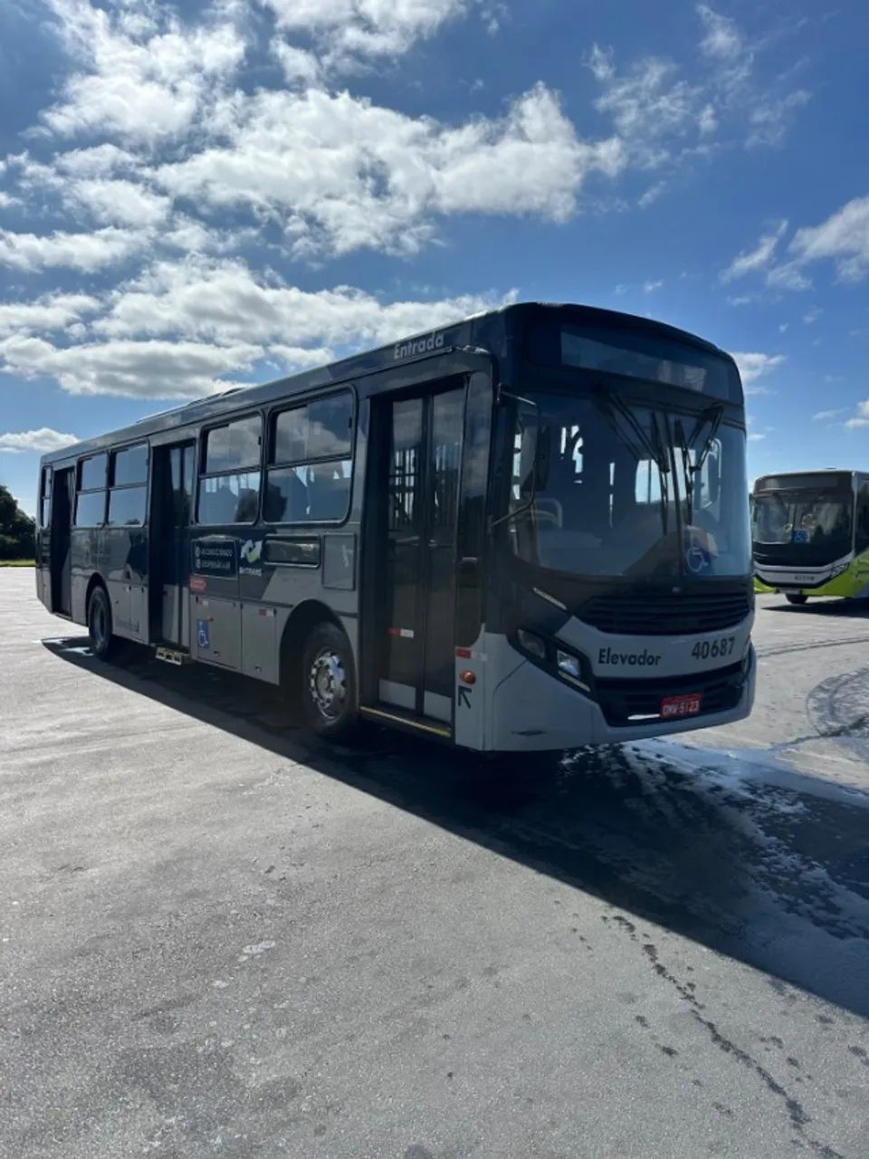 ONIBUS URBANO MERCEDES BENZ OF 1724 CARROCERIA CAIO 2017 COM AR  - Foto 11