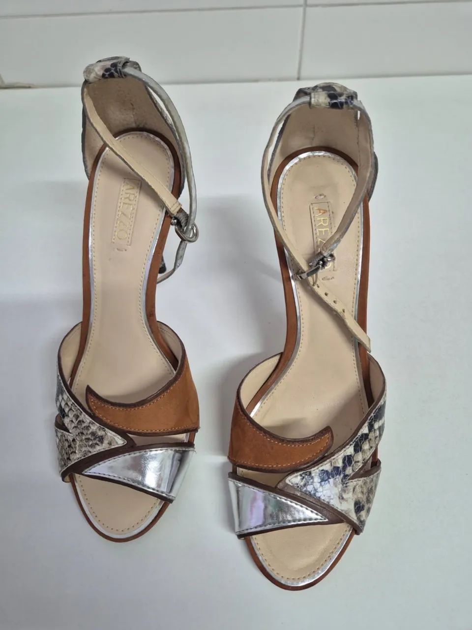 Sandália Arezzo - Foto 5