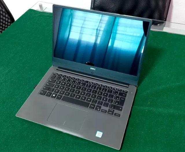 Notebook Dell Inspiron 7460