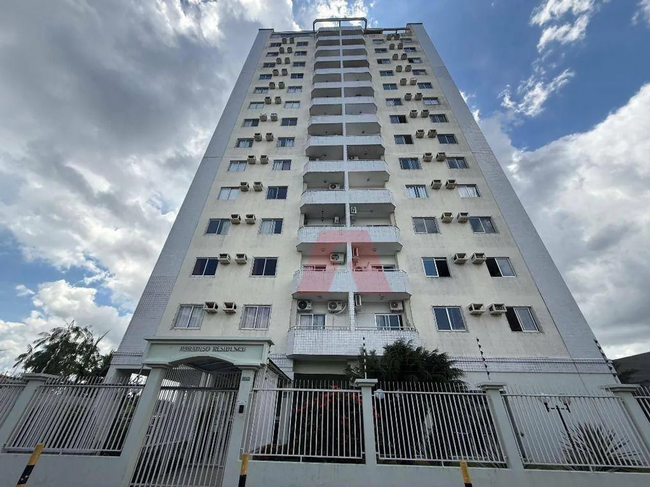 Apartamento com 3 dormitórios para alugar, 82 m² por R$ 3.659/mês - 7º BEC - Rio Branco/AC