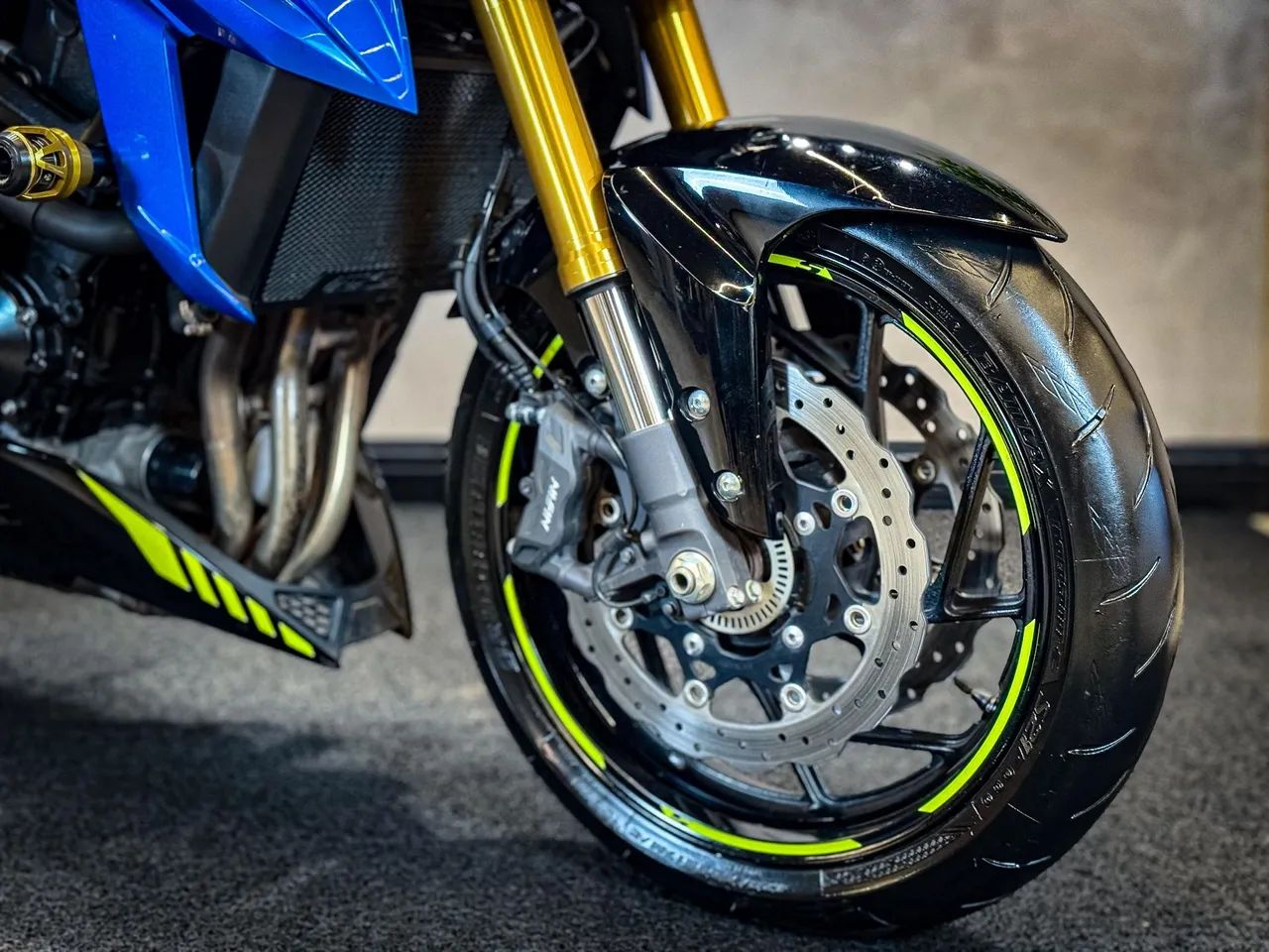 Suzuki 750 2023 - 1443189883 | OLX