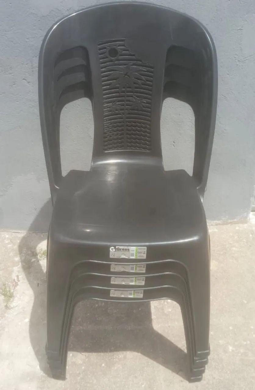 Cadeira de plástico  - Foto 4