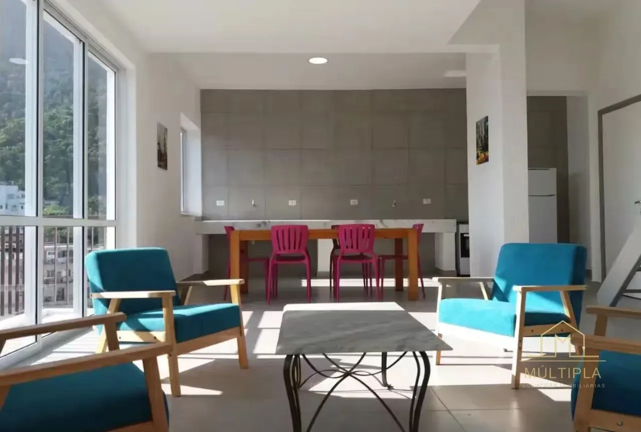 Cobertura Luxuosa à Venda no Humaitá - Vista panorâmica!