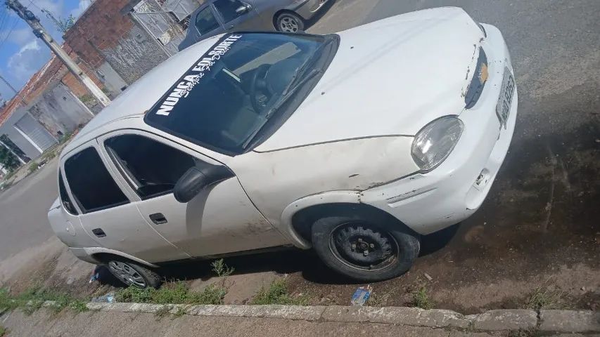 chevrolet corsa 1.6 1996 bem conservado  - Foto 5