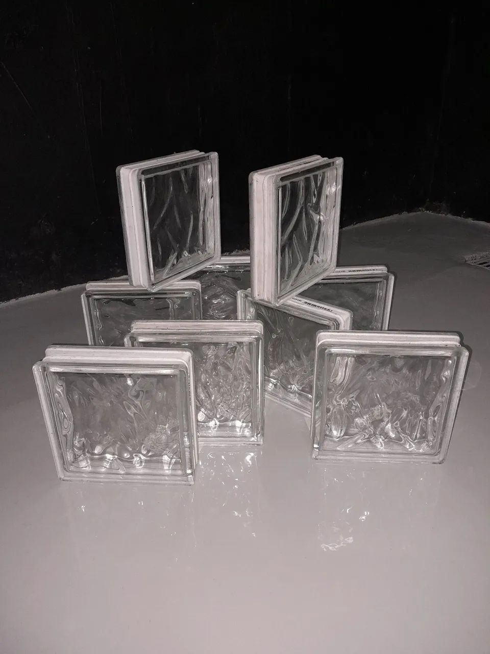 Blocos de vidro transparente