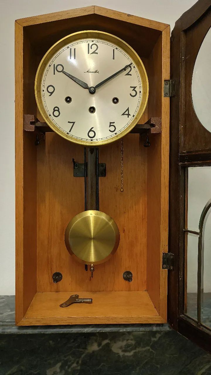 Relógio Carrilhão Alemão de Parede. Ano Aproximado: 1920. - Foto 5