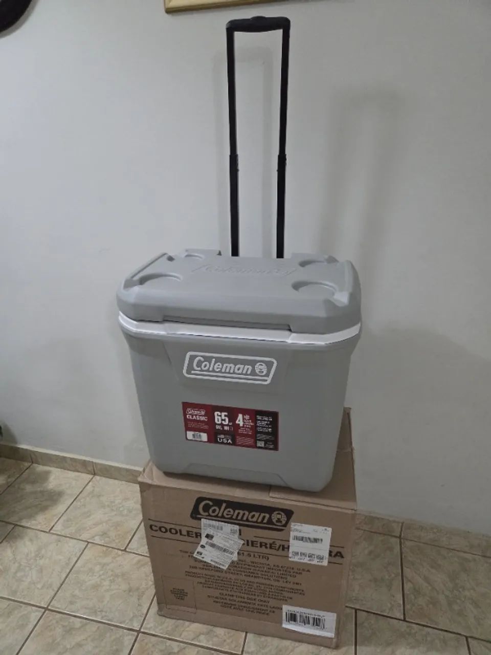 Caixa Térmica com Rodas 65QT 62L Coleman - Foto 5