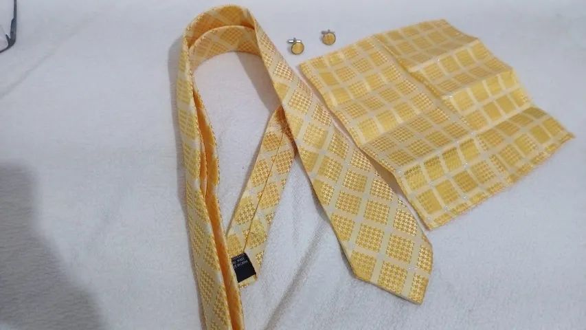 Lind íssima Gravata Ouro Xadrez, pigmento brilhante Importada (Nova) - Foto 4