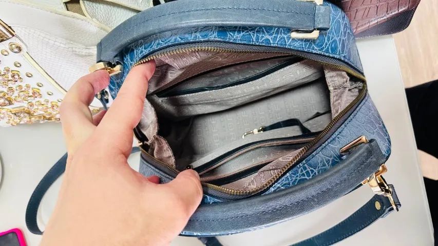 Bolsa Jorge Bischoff Couro Mão E Ombro Azul-marinho - Foto 5