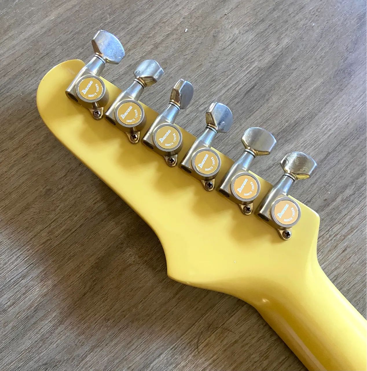 Guitarra Ibanez Roadstar RS520 - Foto 5