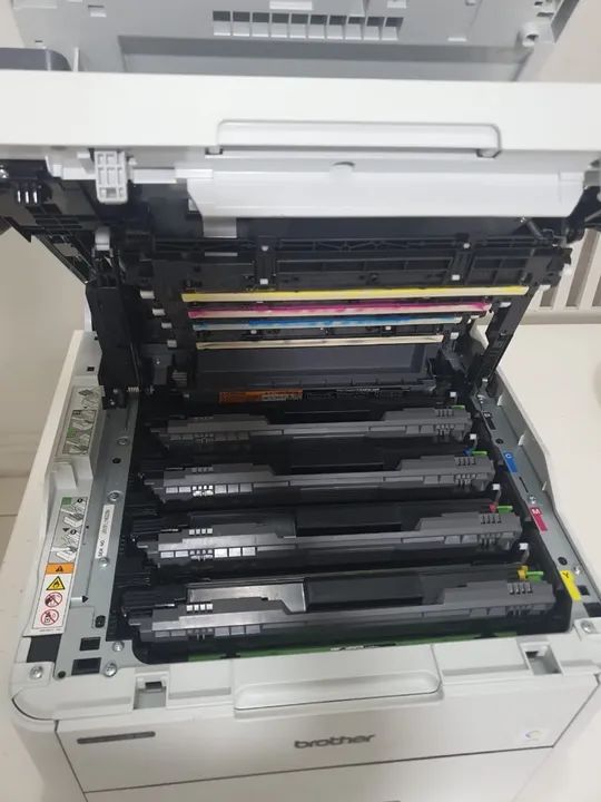 Impressora Multifuncional Brother DCP-L3551-CDW - Foto 2