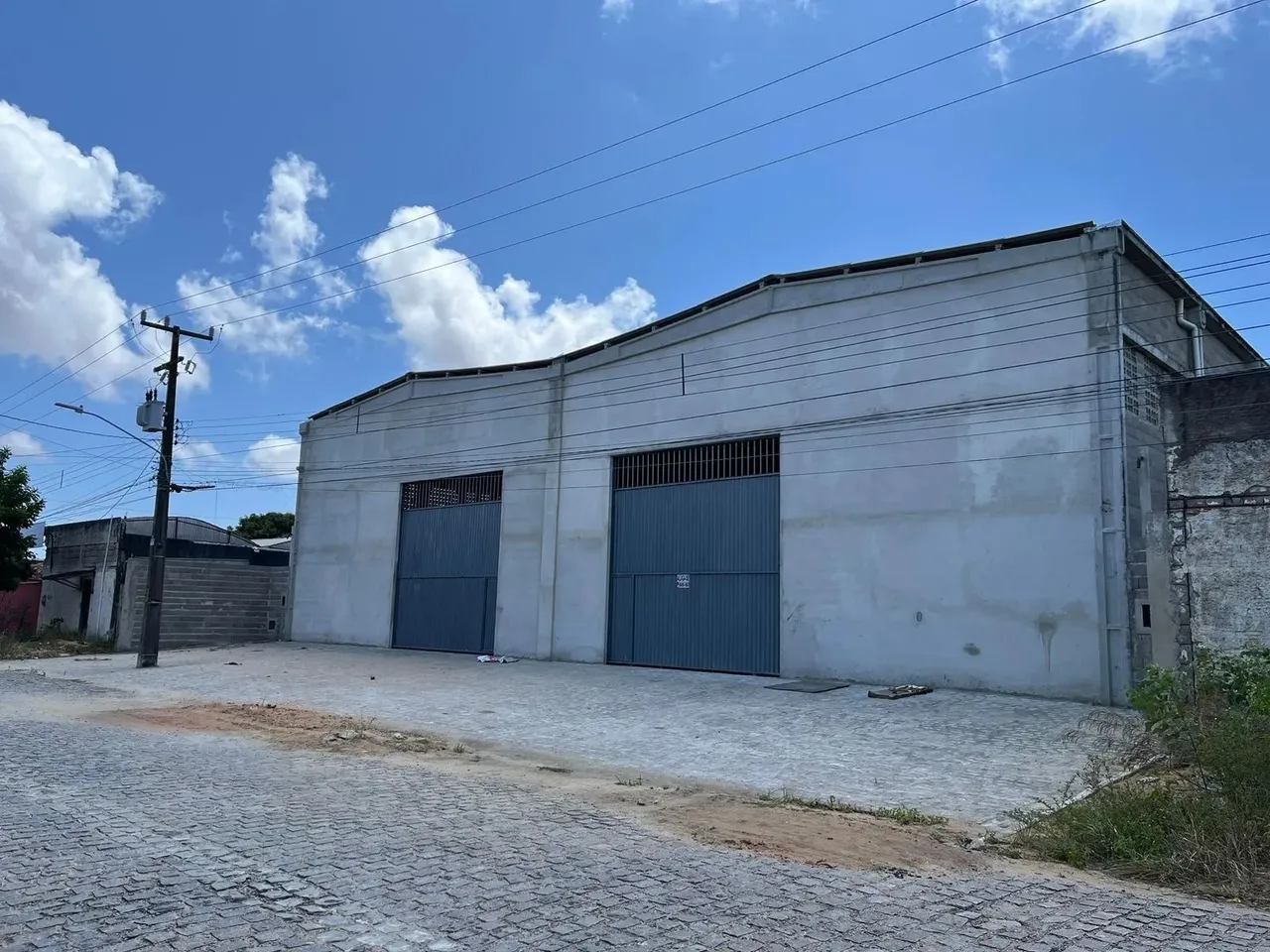 Galpão em Emaus - 297 m2