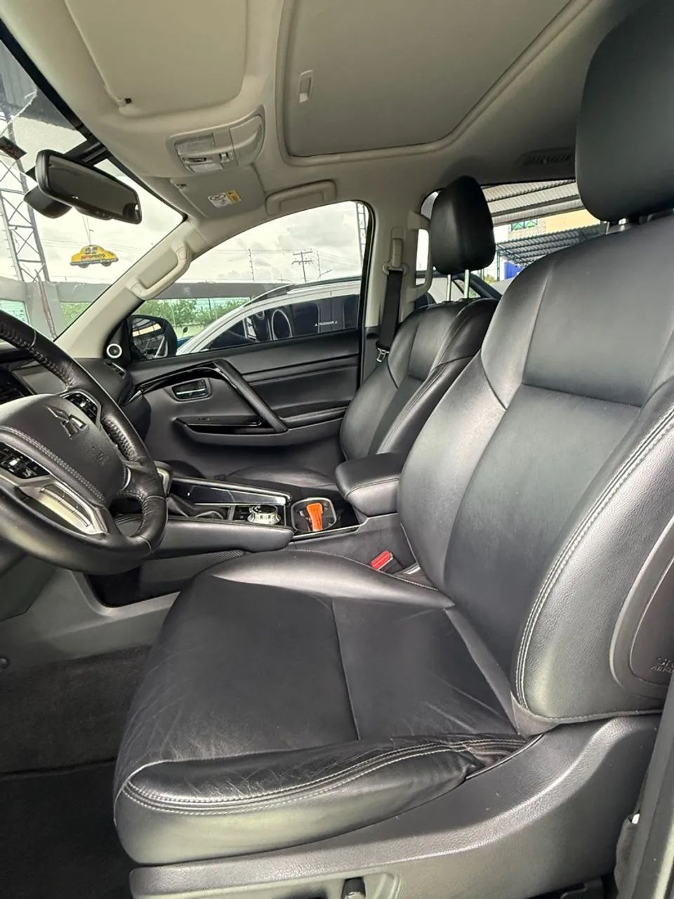 Pajero Legend Black 2024 - Foto 4