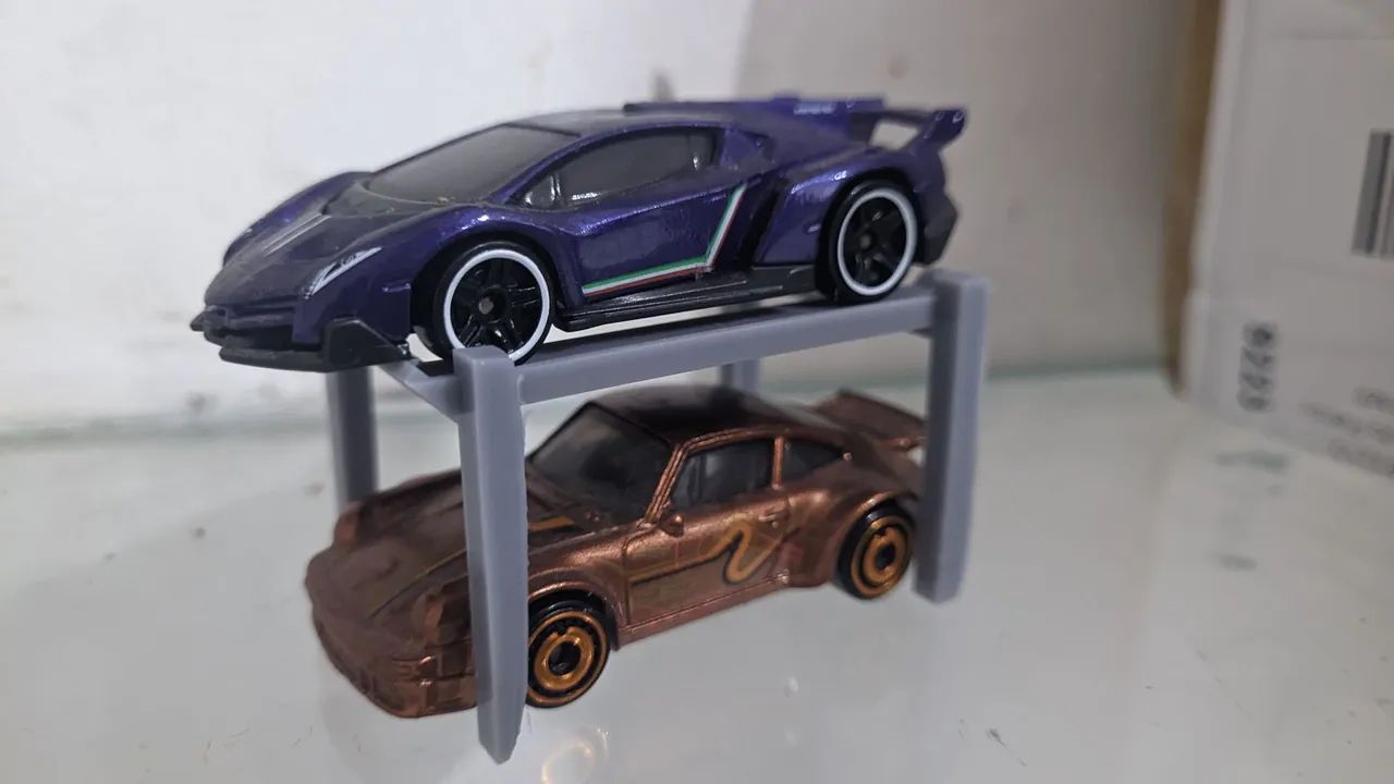 Elevador Elevacar Hotwhells 1:64 - Foto 3