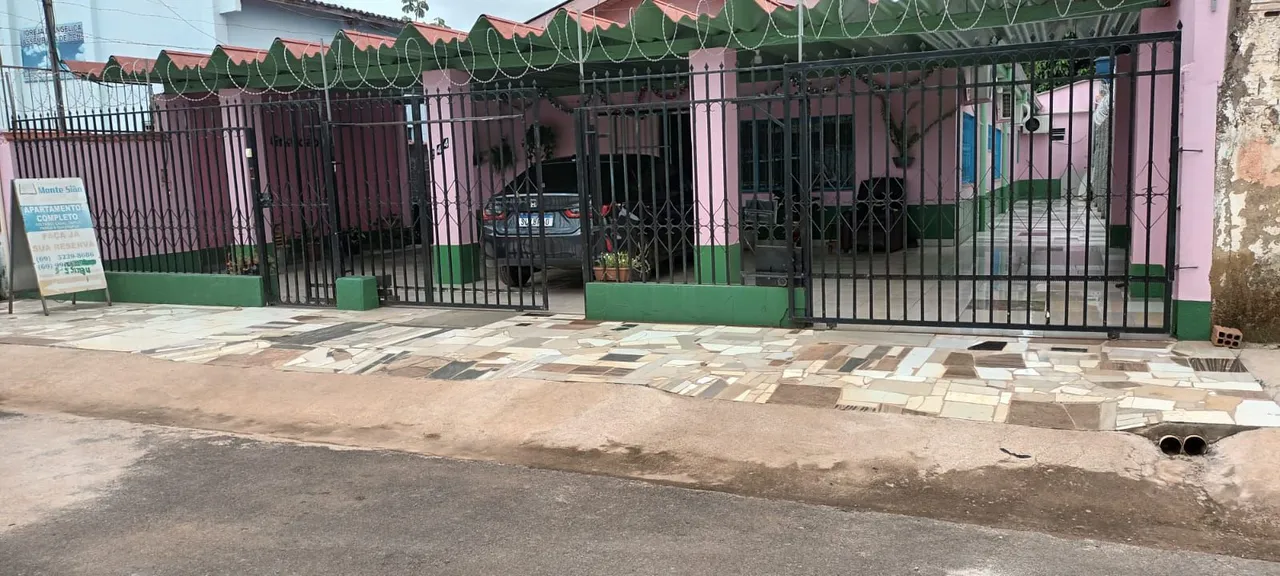 CASA A VENDA NA ZONA SUL