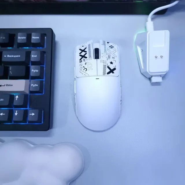 Mouse Gamer Attack Shark X11 Tri Mode 22000dpi Paw3311 Dock Branco Novos - Promoção ! - Foto 4