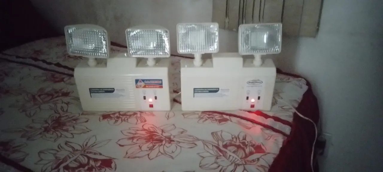 Luminária de Emergência LED 960 Lumens Segullmax - Foto 4