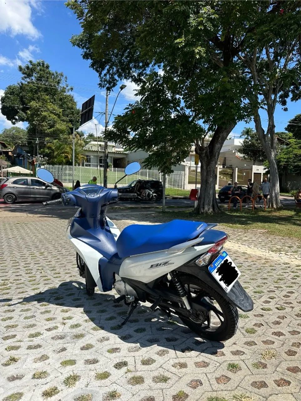 Vendo Honda Biz 2022 - 19.800 km - Revisões em dia e pneus novos - Foto 3