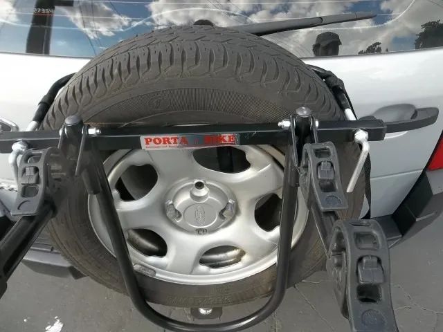 Transbike/Suporte fixo no estepe para até 3 bicicletas Novo - Foto 4